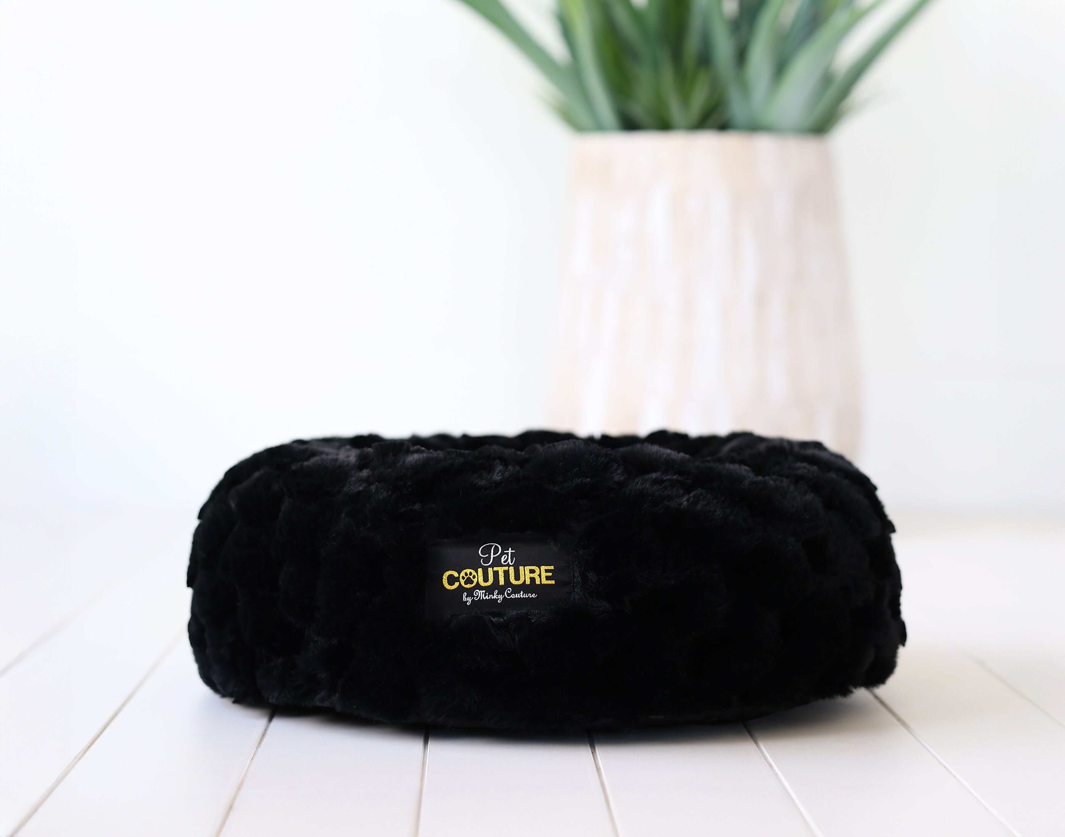 Black Crinkle Pet Bed - Image 5
