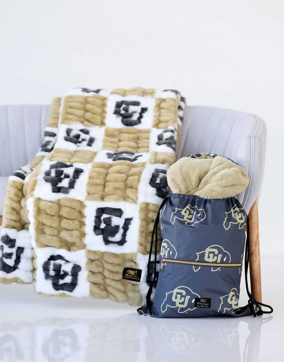 Colorado Buffaloes Blanket - Hugs - Image 6