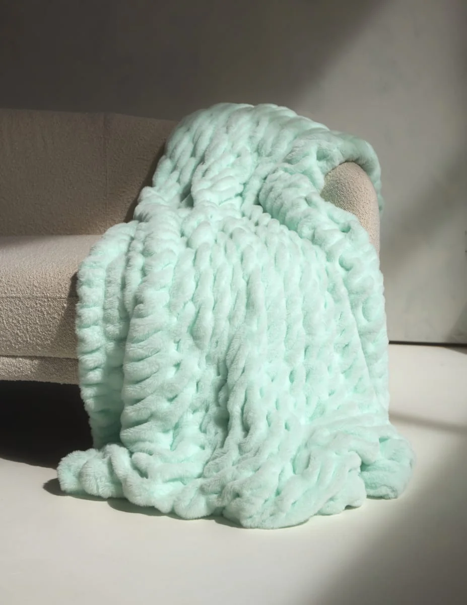 Hugs Light Aqua Serene Blanket - Image 3
