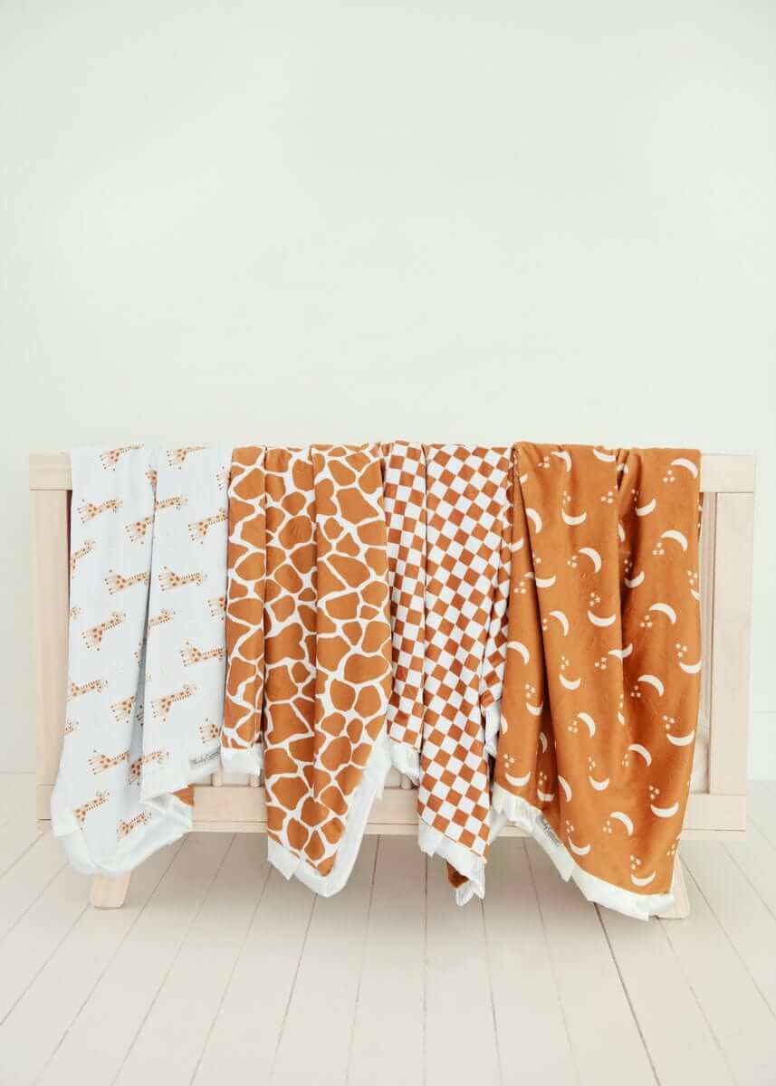 Little Giraffe Blanket - Image 5